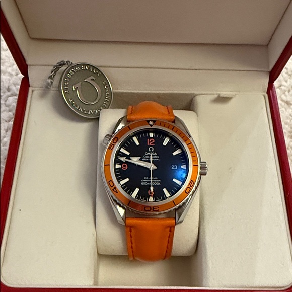 Omega Watch with Vibrant Orange Strap and Black Dial - Picture 2 of 16